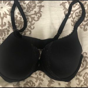 Victoria’s Secret Body by Victoria Bra 34 D